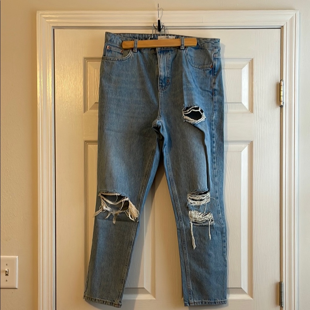 TopShop Ripped Mom Jeans, NEVER WORN